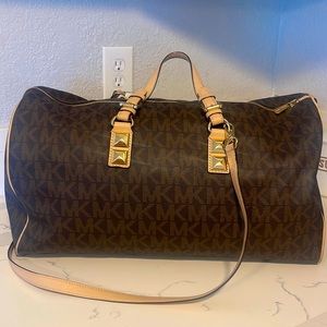 Michael kors duffle bag